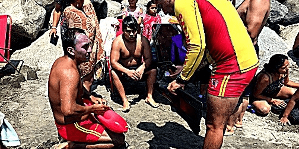 La Libertad: rescatan a bañistas de morir ahogados