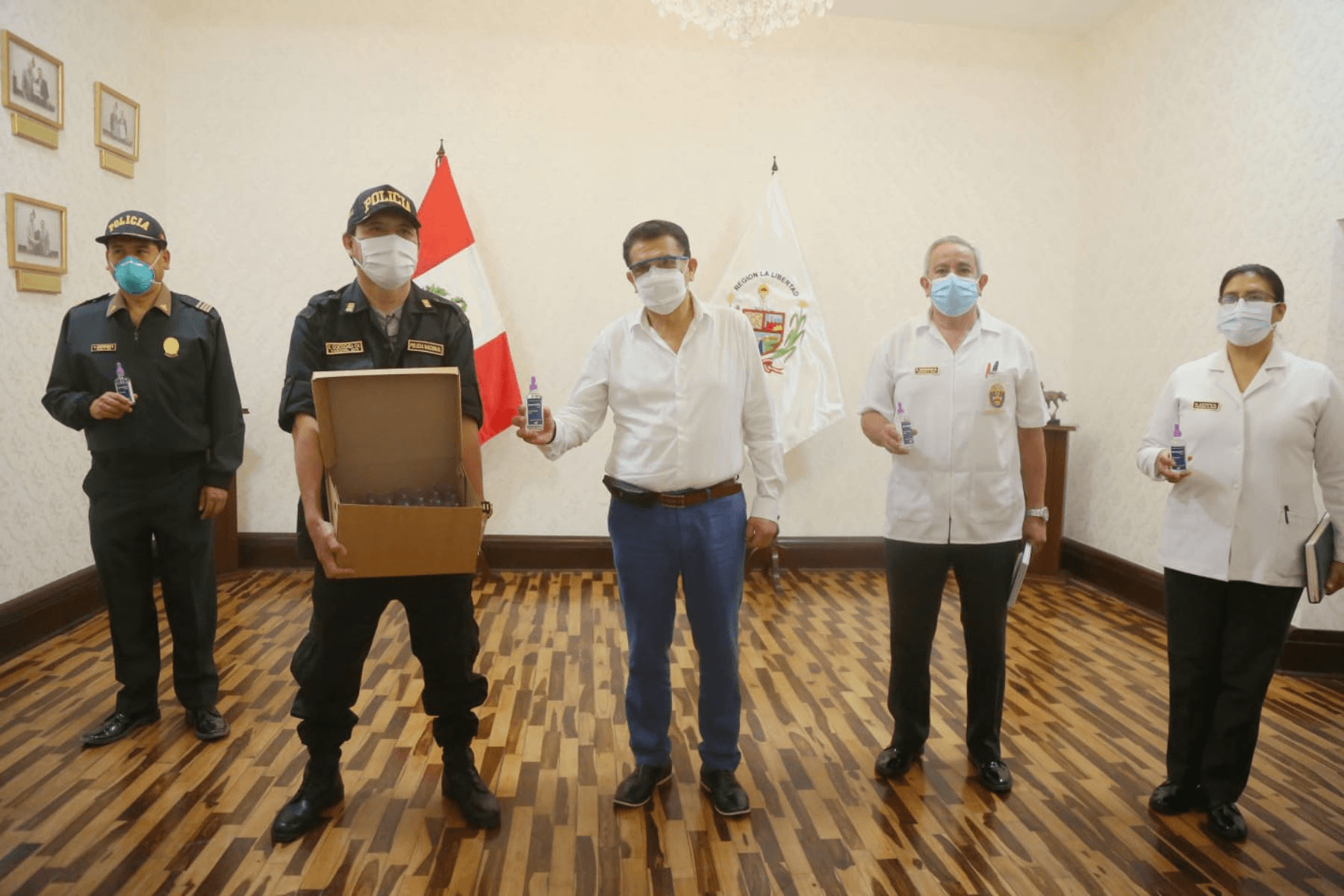 La Libertad entrega 40,000 dosis de ivermectina para combatir el covid-19