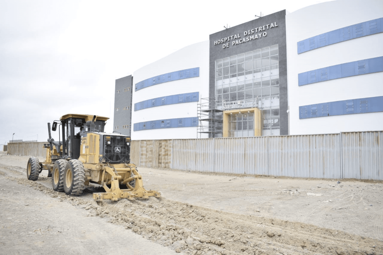 Se hará mantenimiento a vía de acceso a hospital de Pacasmayo