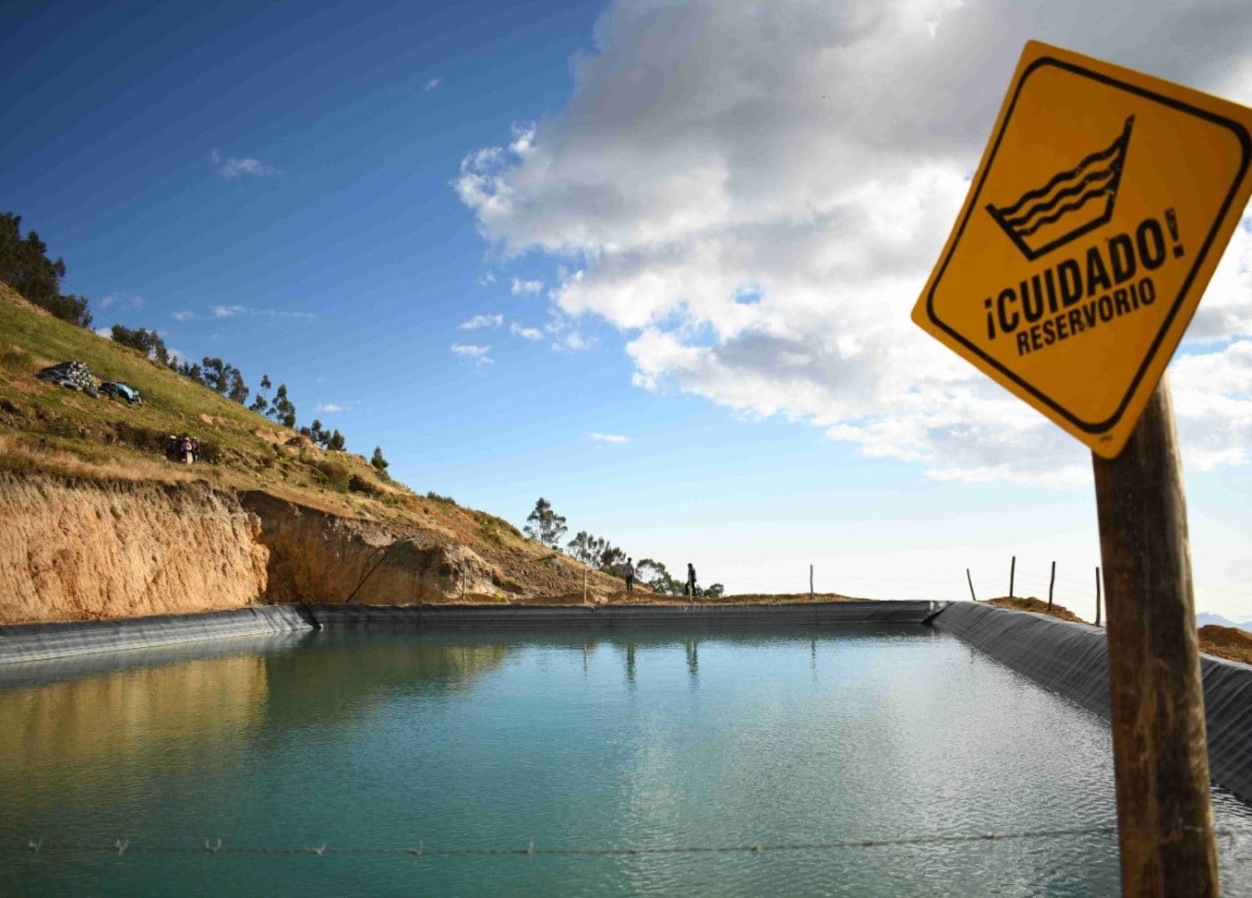 Gore invertirá más de S/ 16 millones en construir 261 reservorios y 15 cochas