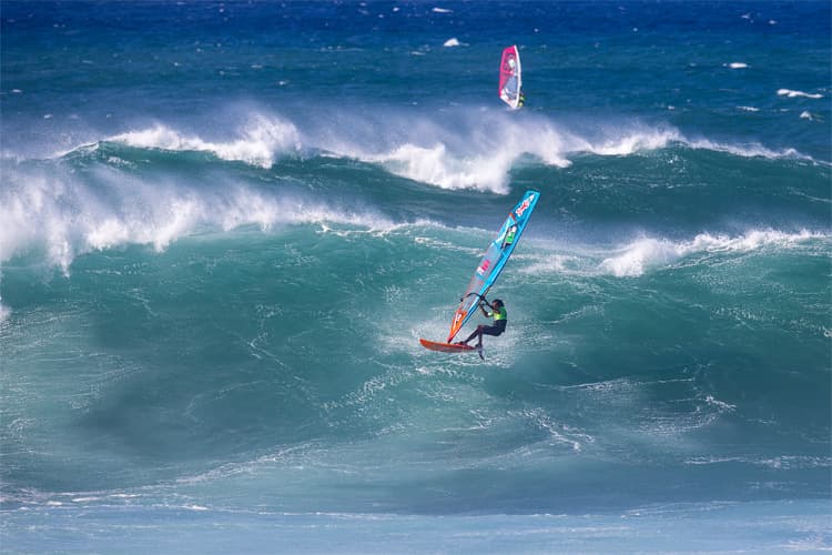 PWA y IWT se unen para hacer el Wave World Tour