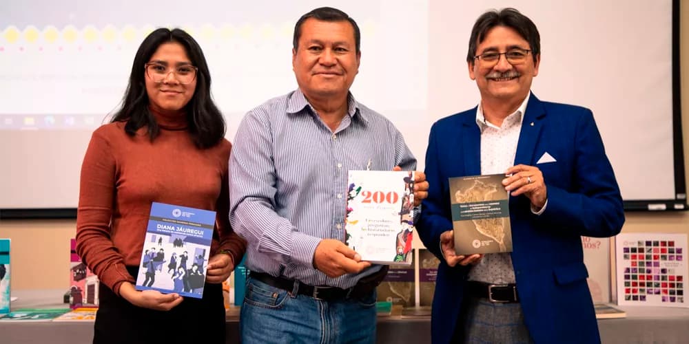 Proyecto Bicentenario entregó más de 900 libros a bibliotecas de La Libertad