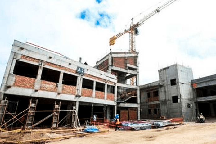 78 Obras Paralizadas en La Libertad: 15 en Educación – La Falta de Acción Amenaza el Futuro de Nuestros Niños