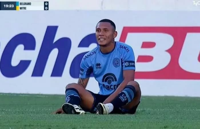 Confundieron su nacionalidad y lo llamaron ‘chileno’ en pleno partido