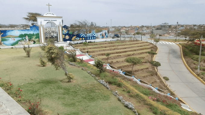 Limpieza del Cementerio para Prevenir el Dengue en Pacasmayo