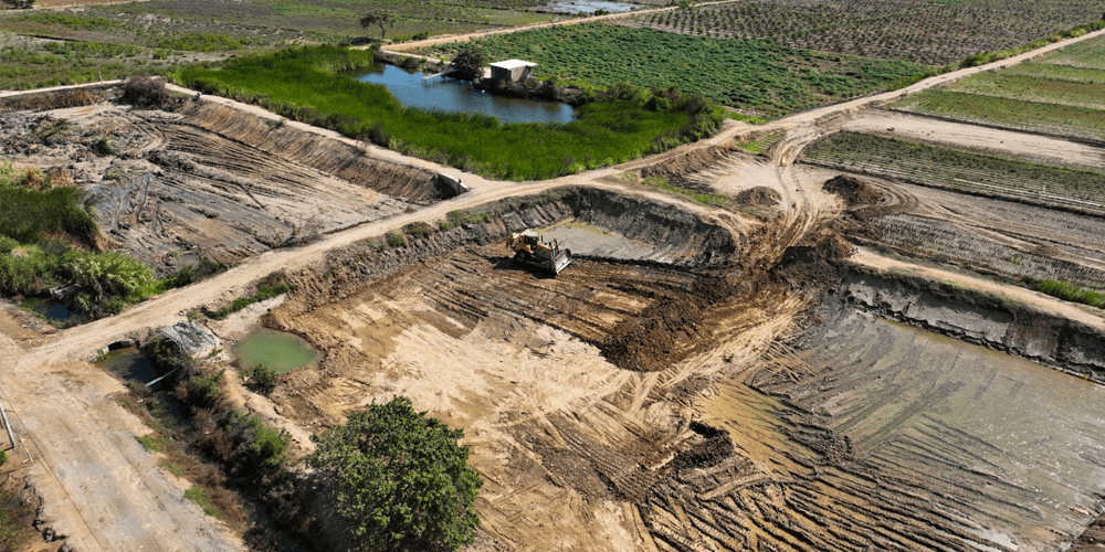 Descolmatación de Qochas Beneficia 120 Hectáreas en Pacasmayo