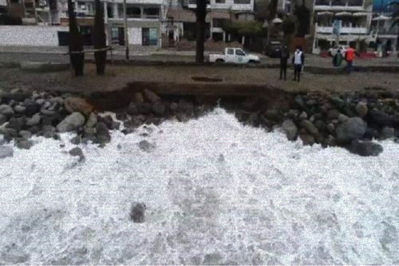 Advertencia de oleajes anómalos en playas de La Libertad