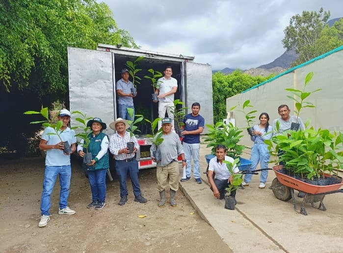 PEJEZA impulsa 3000 plantones en la cuenca del Jequetepeque