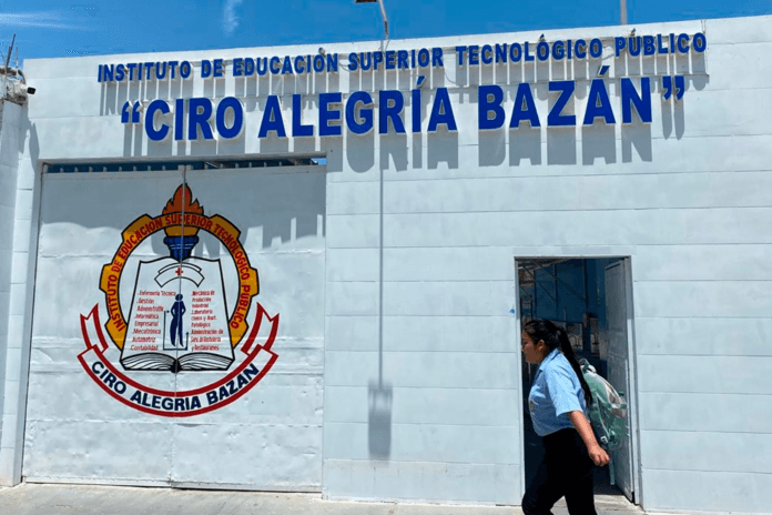 Transformación del Instituto Ciro Alegría: Futuro Educativo