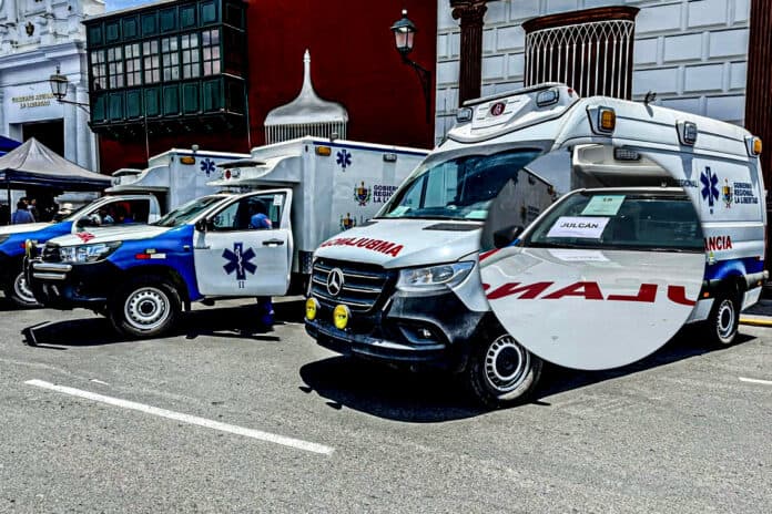Mejorando emergencias: Nuevas ambulancias para Julcán