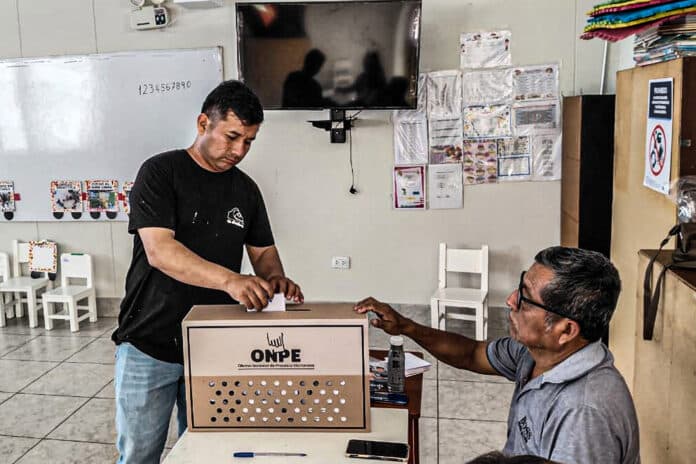 Reubicación de locales de votación por El Niño