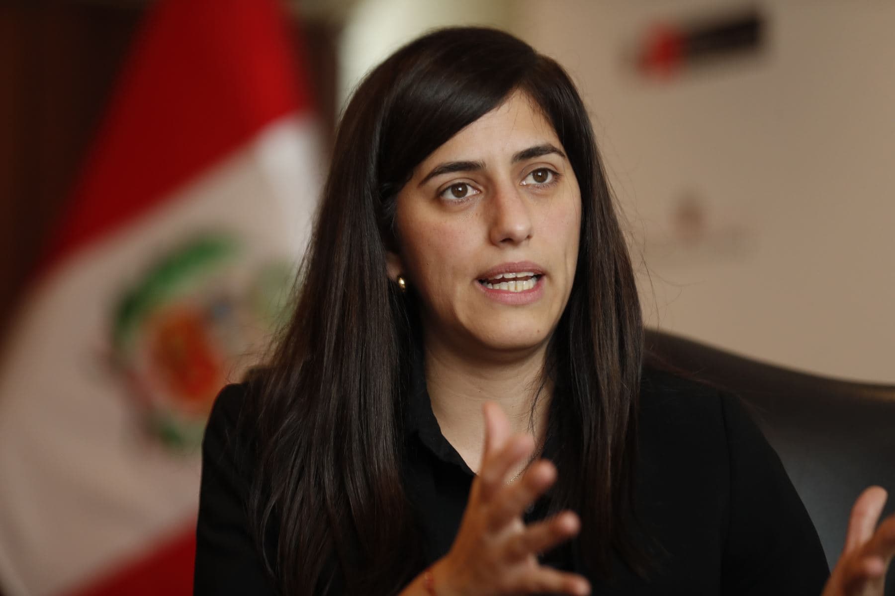 Ministra de Economía y Finanzas realiza exitosa gestión