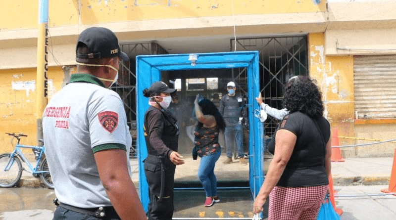 Pacasmayo: Instalan túneles de desinfección para combatir el coronavirus (VIDEO)