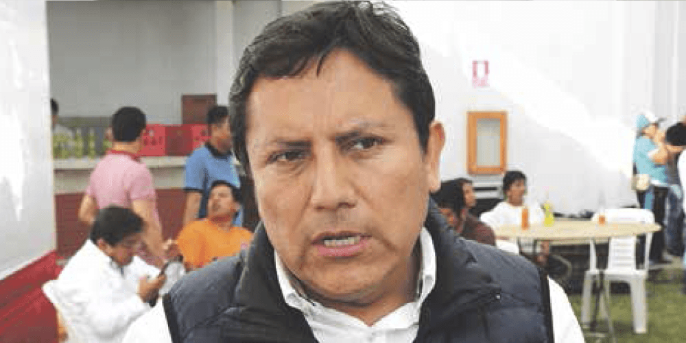 Elías Rodríguez sobre hospital de Pacasmayo: «¿Acaso va a atenderse a pacientes solo con paredes y escaleras, sin nada de equipos?»