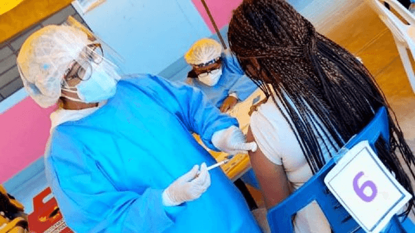 Arequipa y La Libertad: Cerca de vacunar con dos dosis a más del 50% de su población objetivo