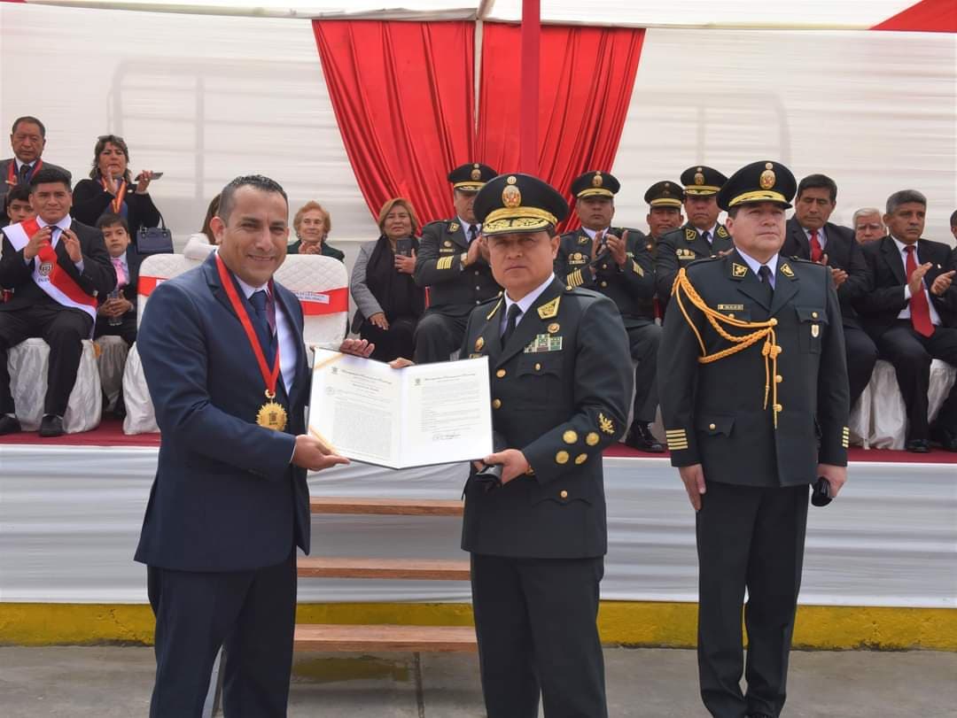 San Pedro de Lloc: Comandante General de la PNP es declarado hijo predilecto de la provincia de Pacasmayo