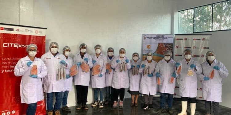 La Libertad: Asistencia técnica a proyectos de PNIPA fortalece las capacidades del sector pesquero y acuícola