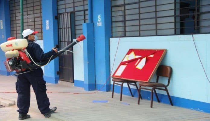 Dengue afecta a 709 escolares y pone en riesgo clases presenciales en La Libertad