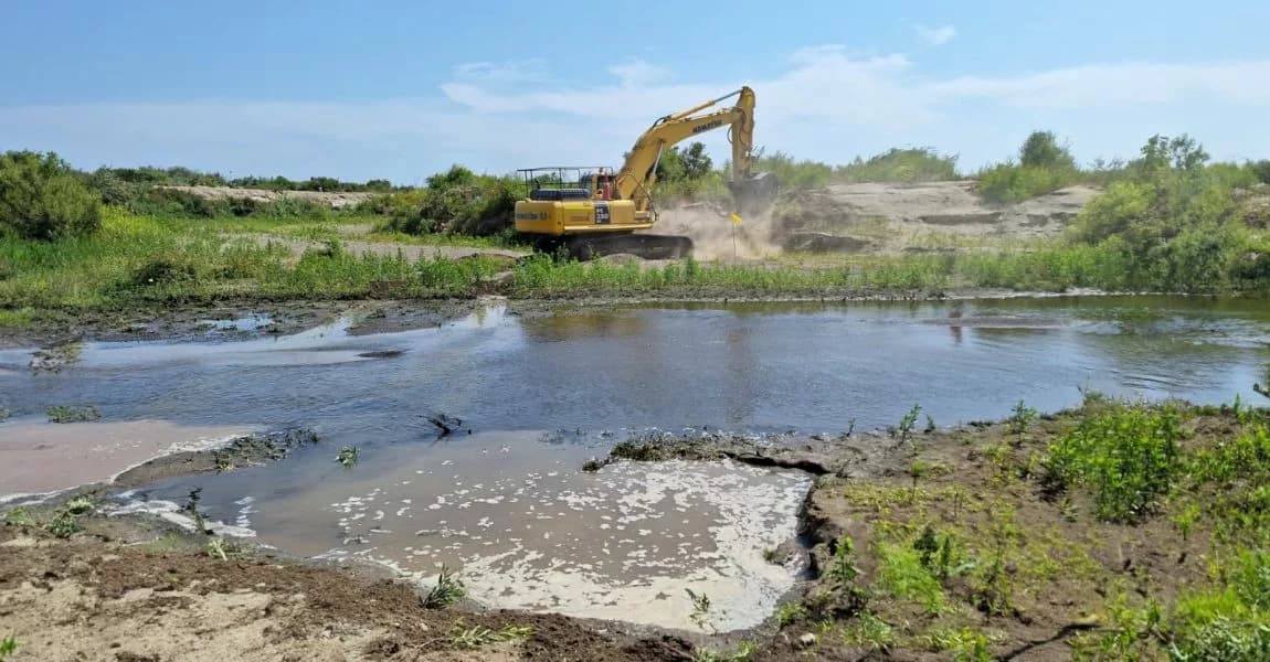 La Libertad: inician limpieza y descolmatación en ambas márgenes de quebrada Santanero y el río Virú