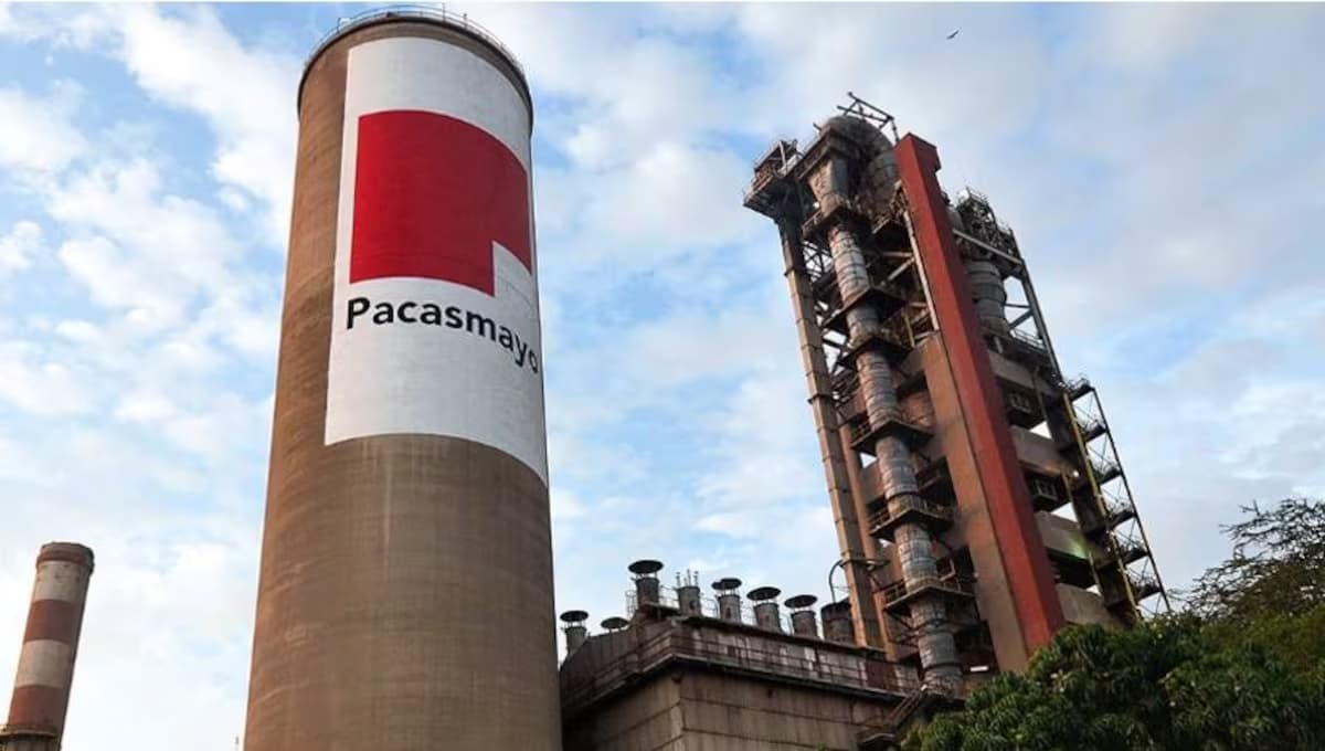 Cementos Pacasmayo: AAA.pe con Desafíos Financieros