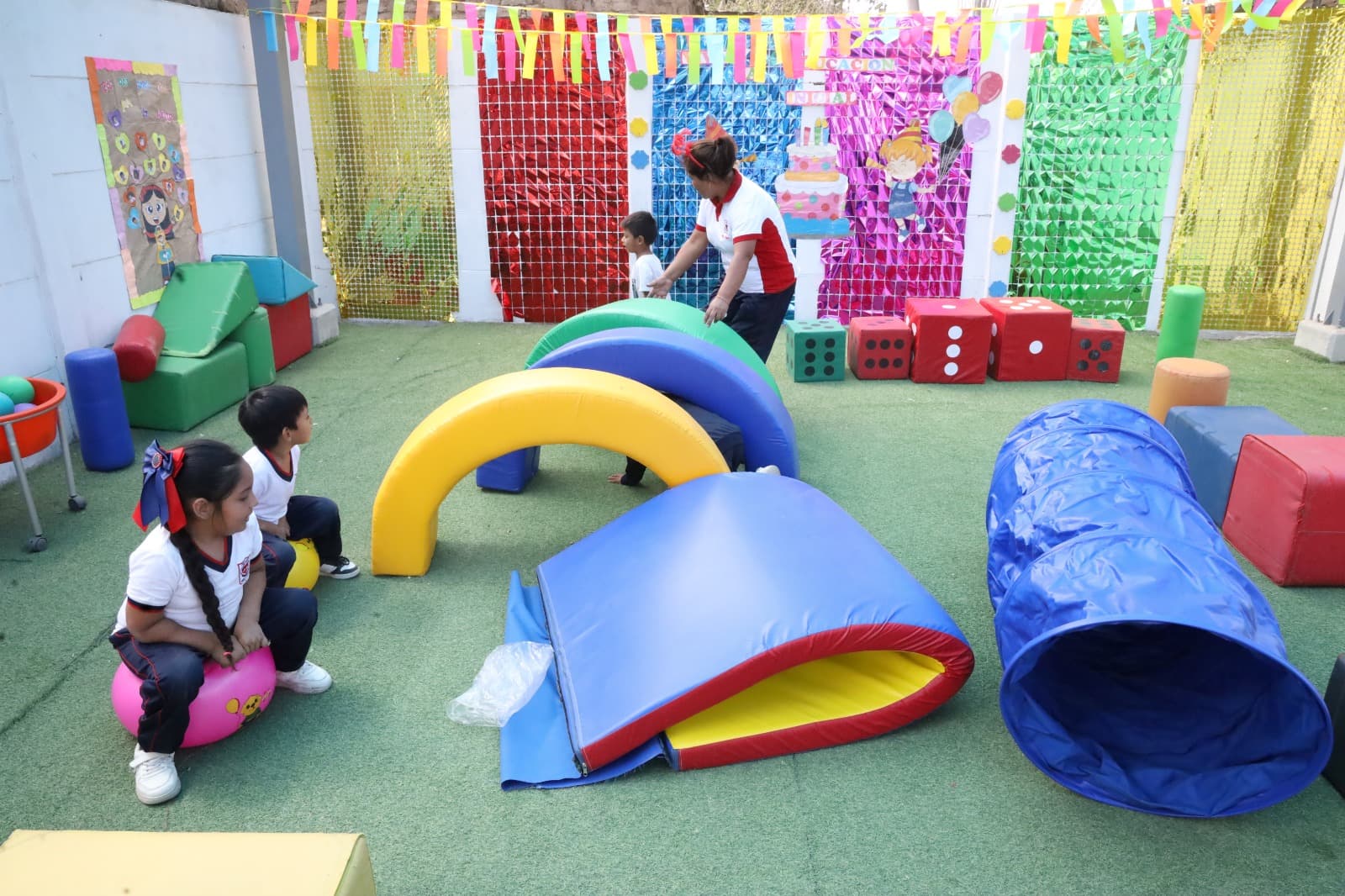 Entrega de Kits Psicomotrices en Pacasmayo