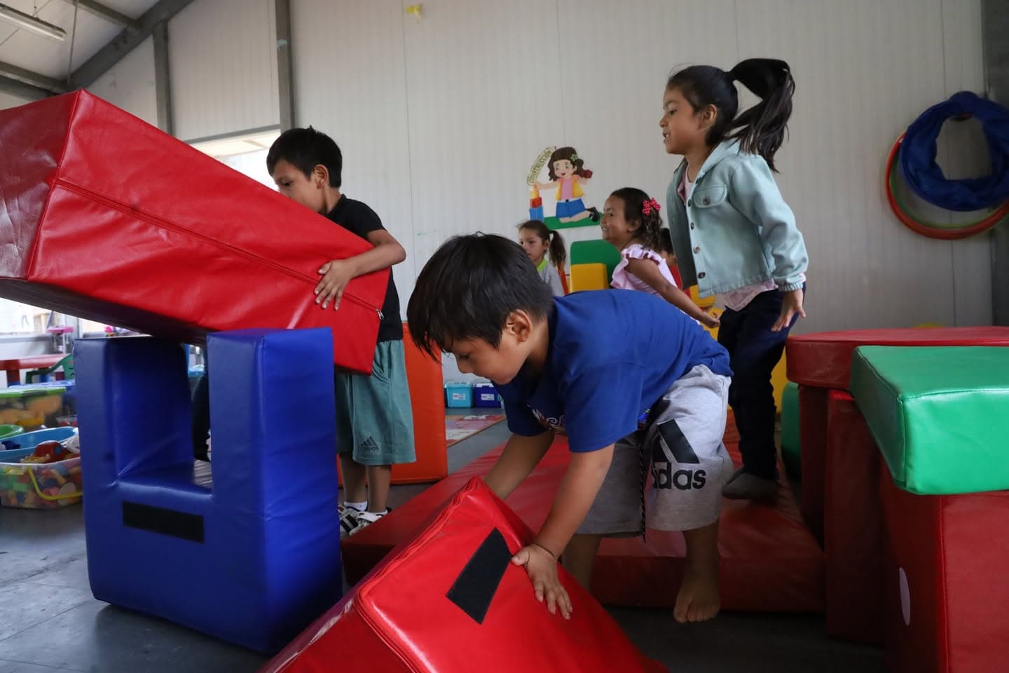 Entrega de Kits de Psicomotricidad en Chepén