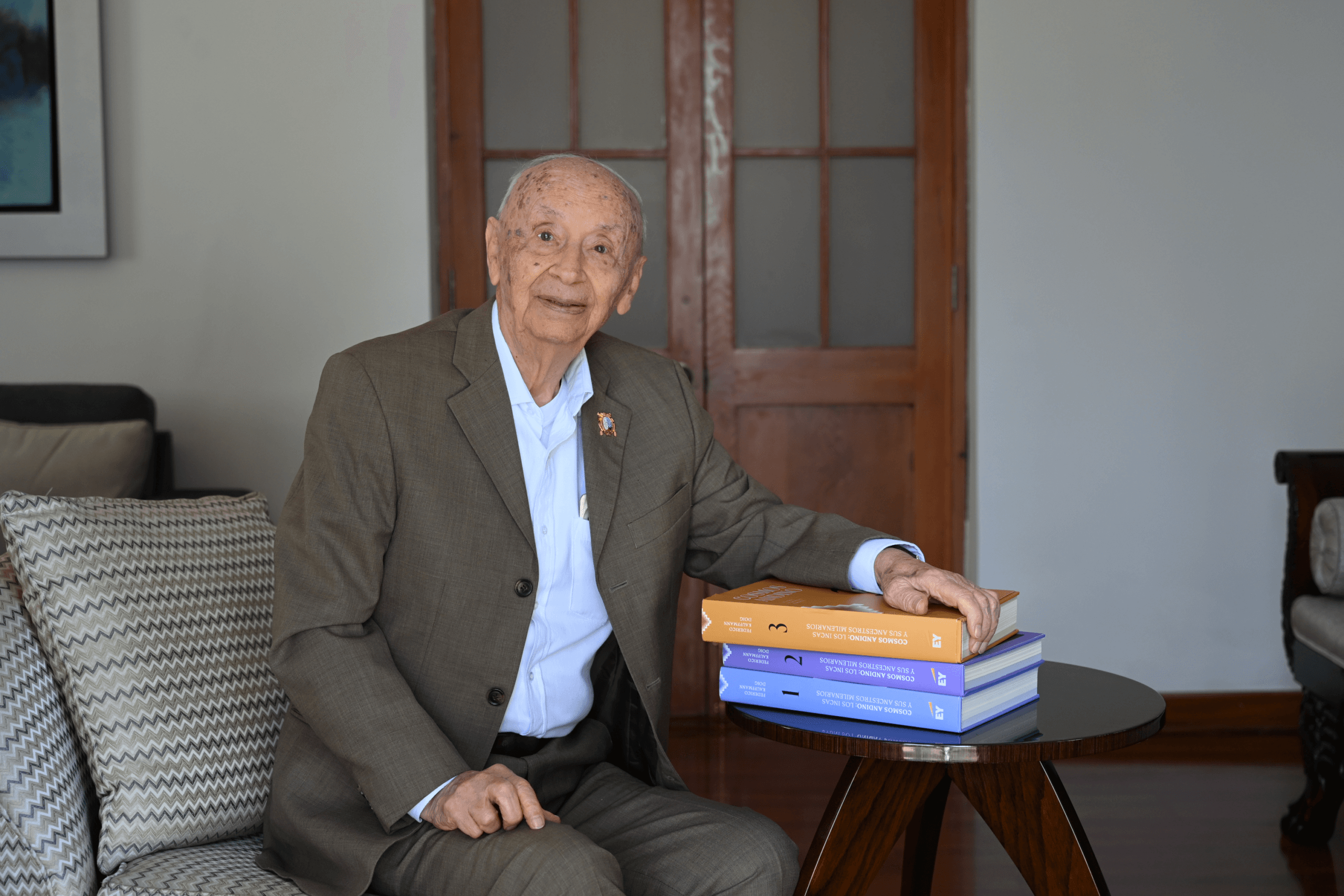 Entrevista a Federico Kauffmann Doig: Vida y Obra