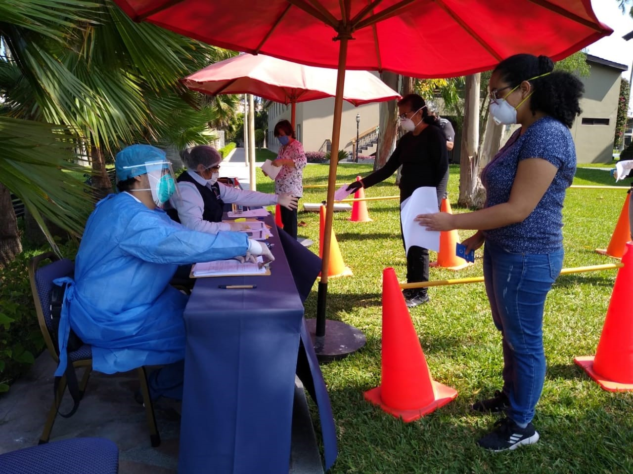 126 personas retornan a sus hogares luego de 14 días de estricta cuarentena