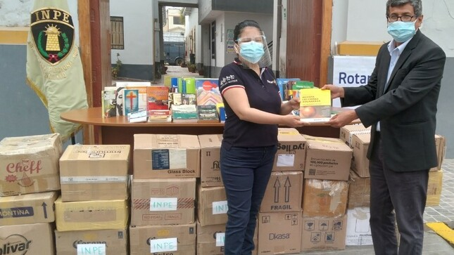 Penales de Chiclayo y Pacasmayo reciben donación de libros del Rotary Club Chiclayo Muchik