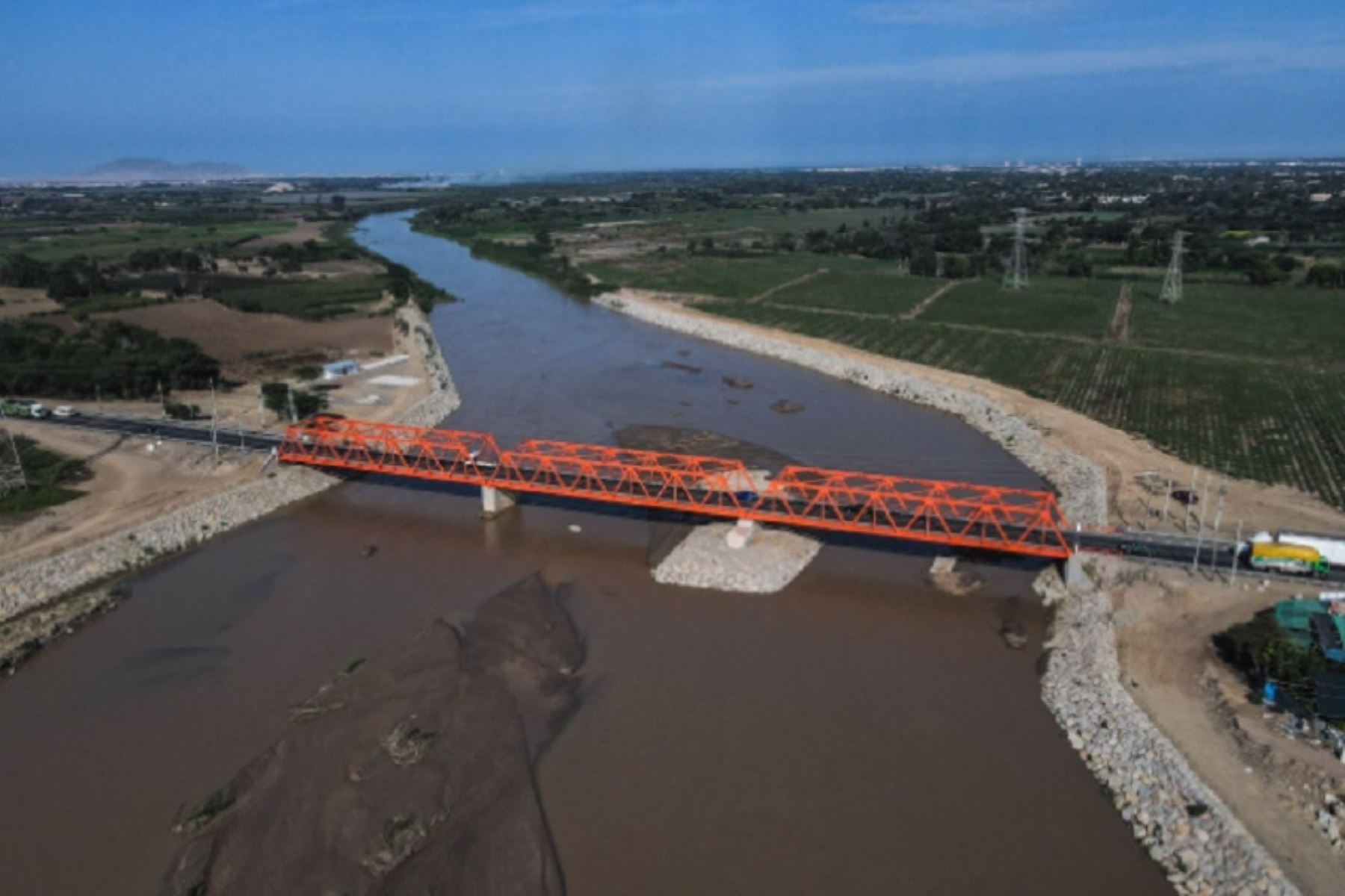 Ejecutarán 110 obras de Reconstrucción con Cambios en 11 regiones