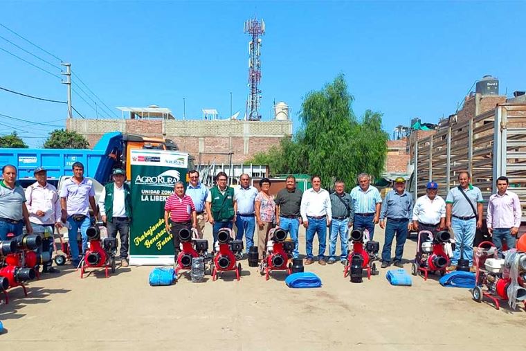 Agro Rural entregó más de 50 motobombas a las regiones norteñas para atender las emergencias por lluvias⁤