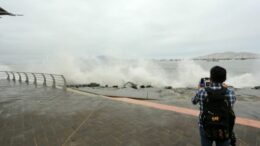 Cierran 67 Puertos en Todo el Litoral Peruano por Oleajes Intensos