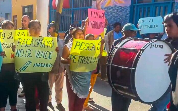 Pescadores de Pacasmayo protestan contra Anadarko