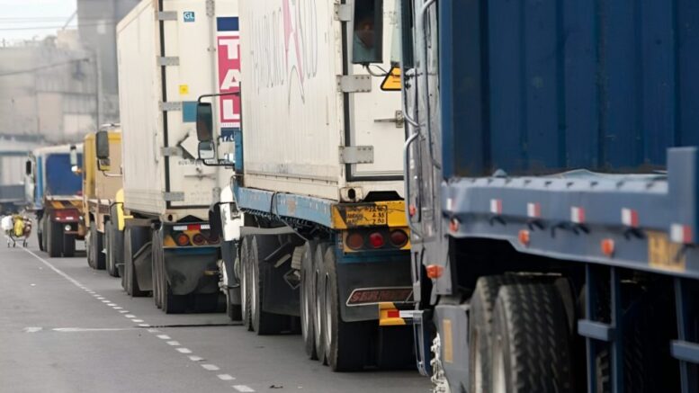 Transportistas se unen para cubrir demanda del puerto de Chancay