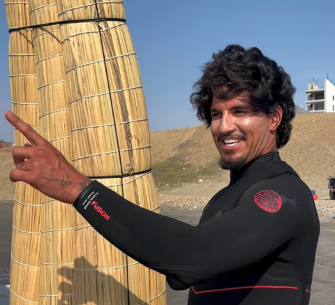 Gabriel Medina: Surf y Tradición en Pacasmayo