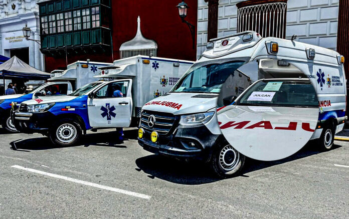 Mejorando emergencias: Nuevas ambulancias para Julcán