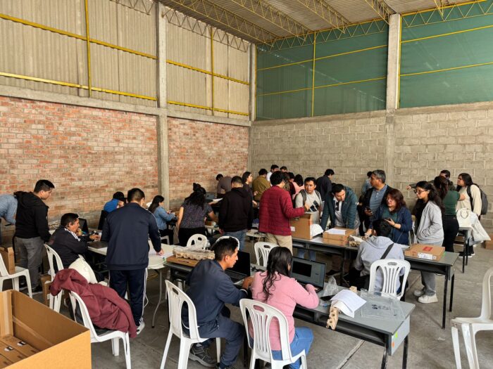Laptops para Maestros en La Libertad: 5,544 Unidades para Mejorar Educación